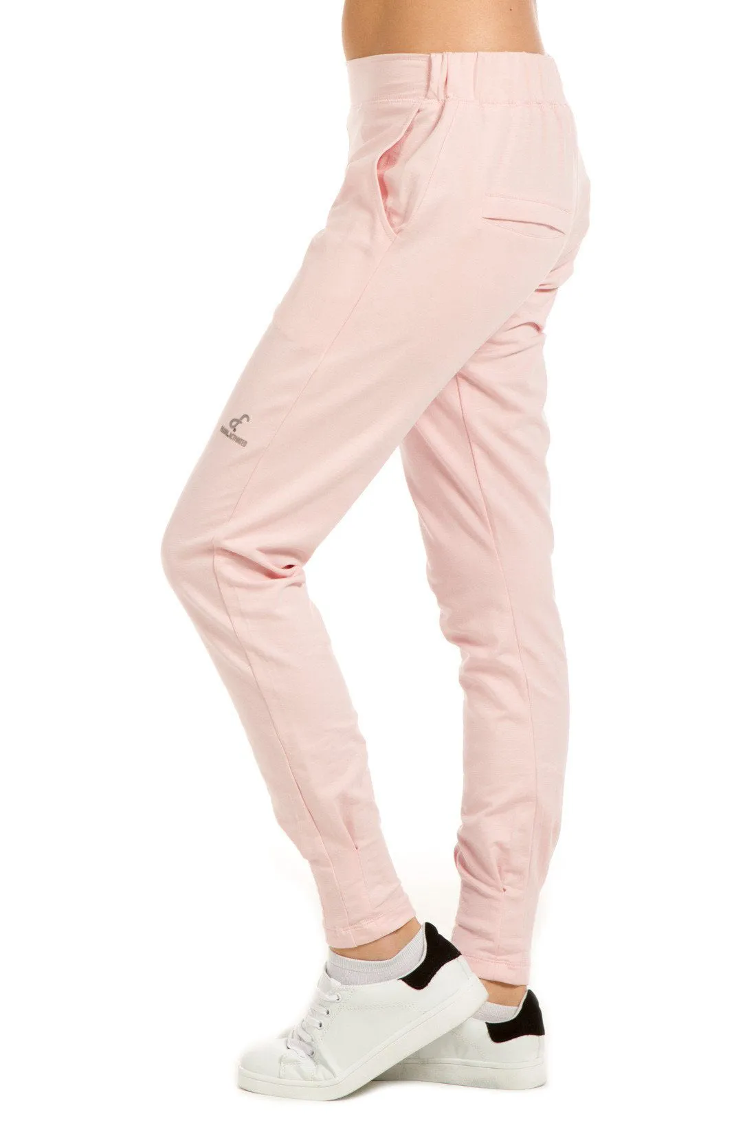 Begonia | Women's Flat Front Pant