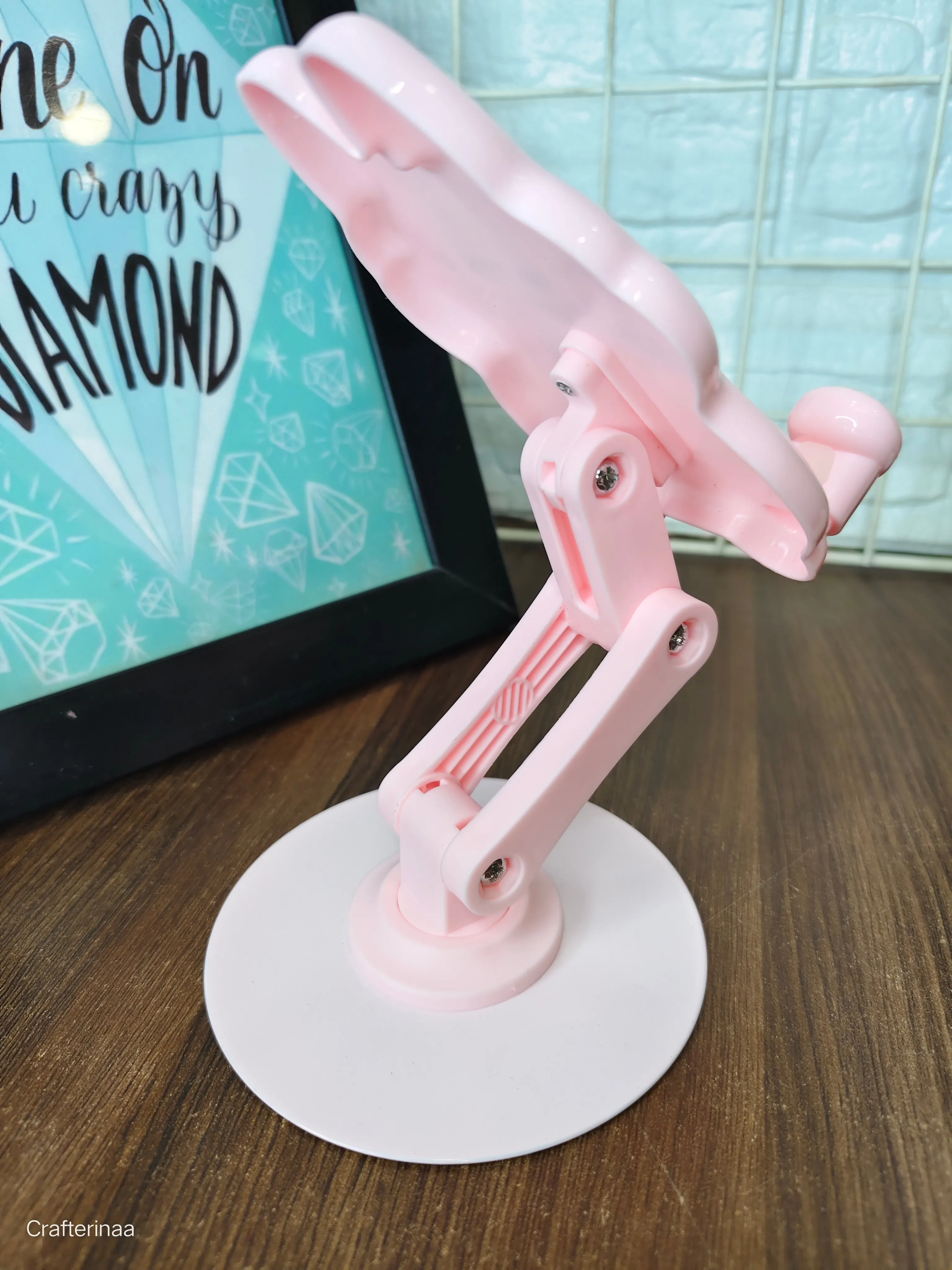Collapsible phone stand