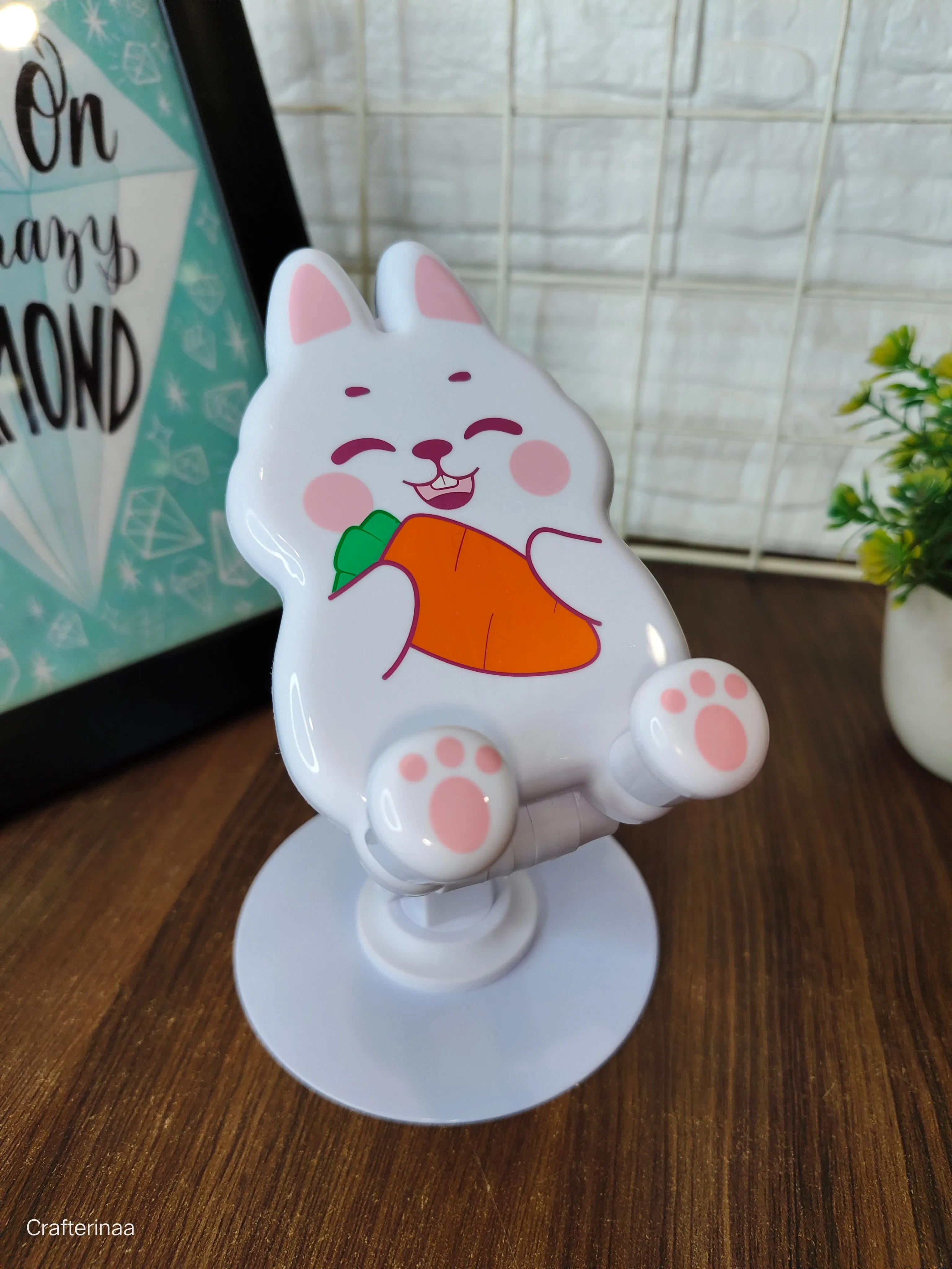 Collapsible phone stand