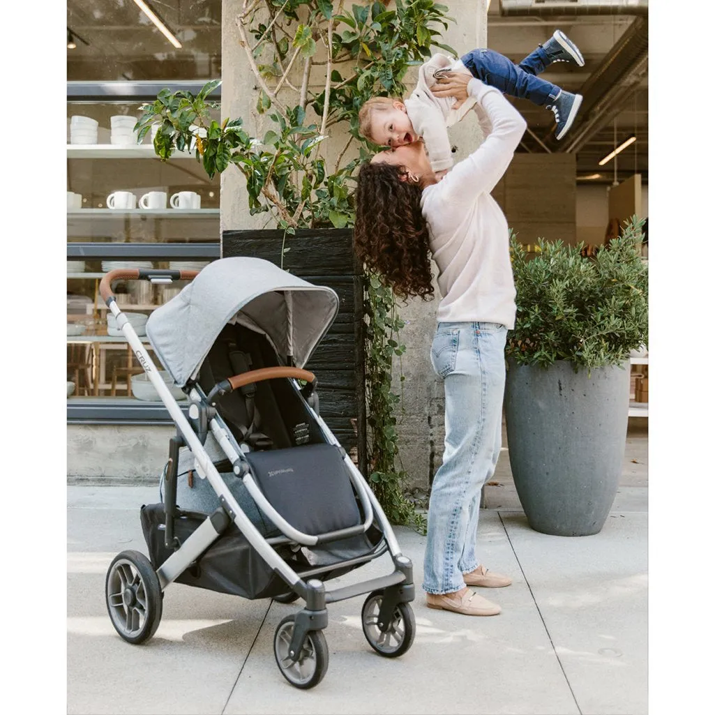 Cruz V2 Stroller   Bassinet