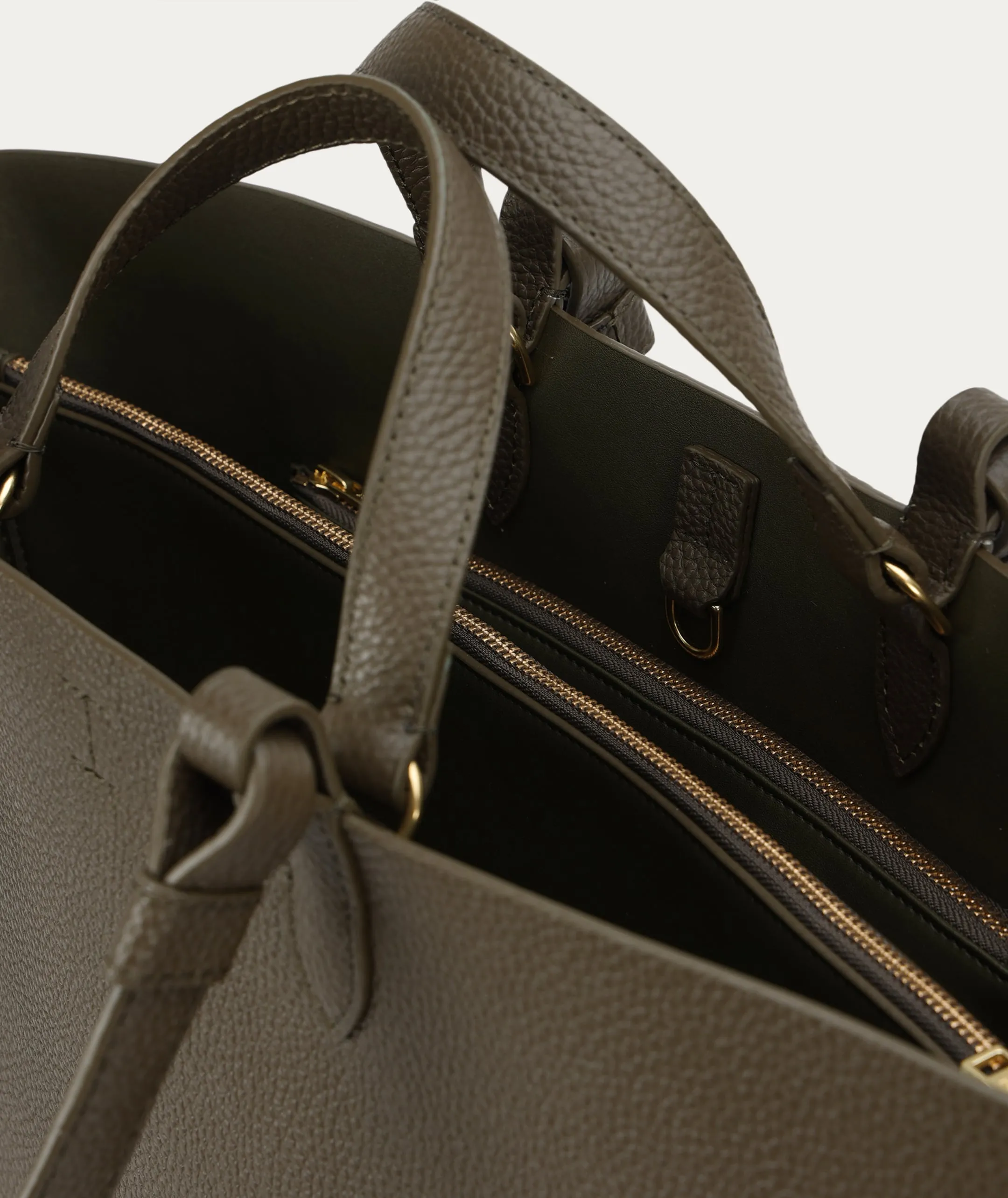 Mr Bandit Tote - Vine