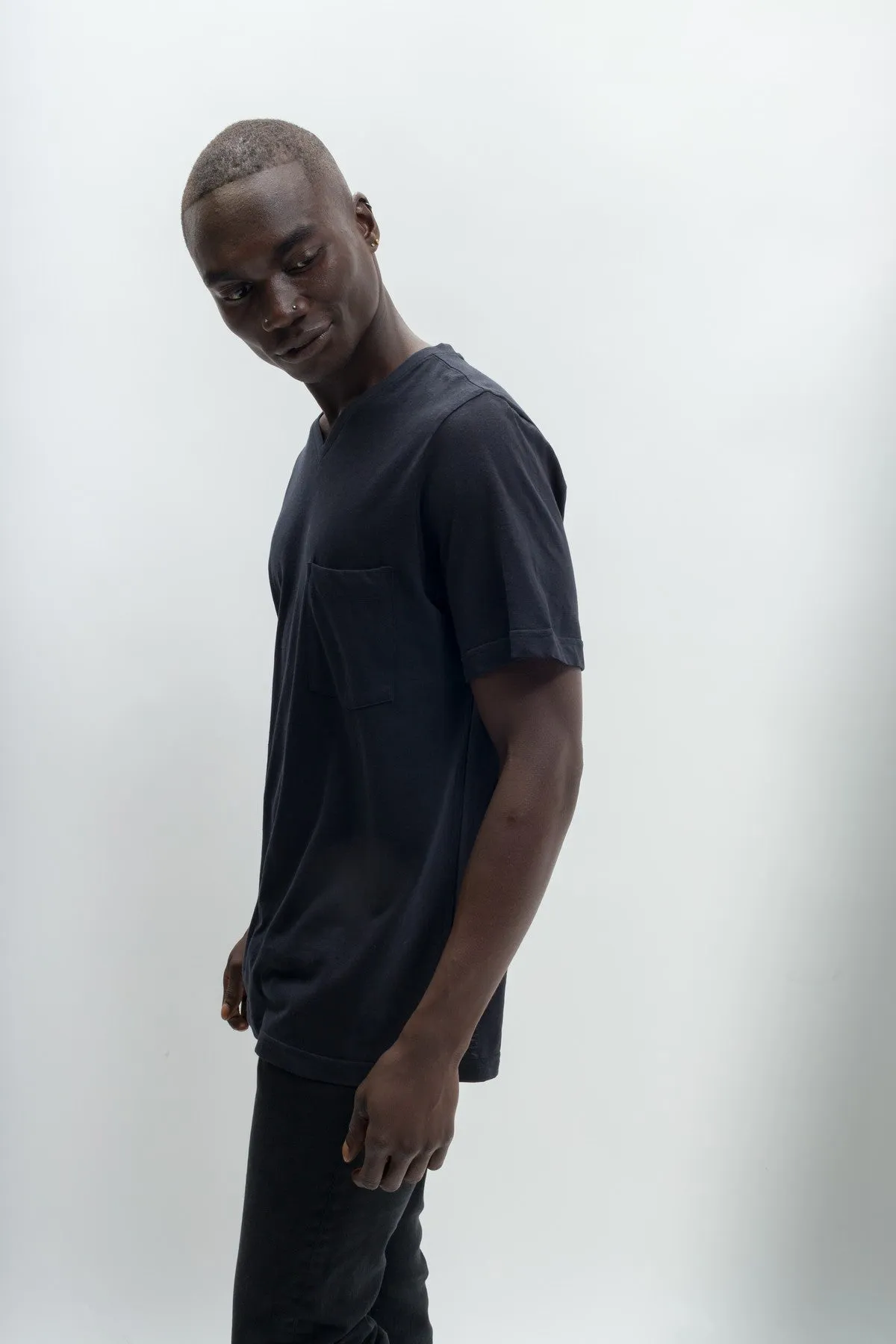 Oliver | Men's Anti-Stain Cotton Linen Blend V-Neck Pocket T-Shirt