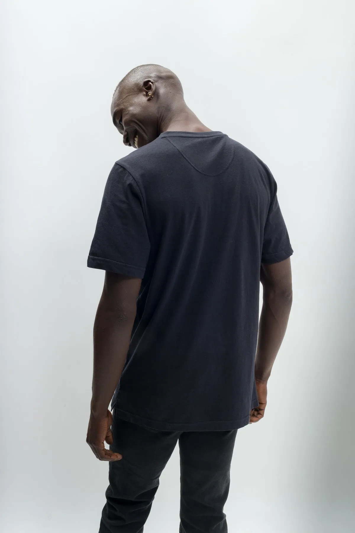 Oliver | Men's Anti-Stain Cotton Linen Blend V-Neck Pocket T-Shirt