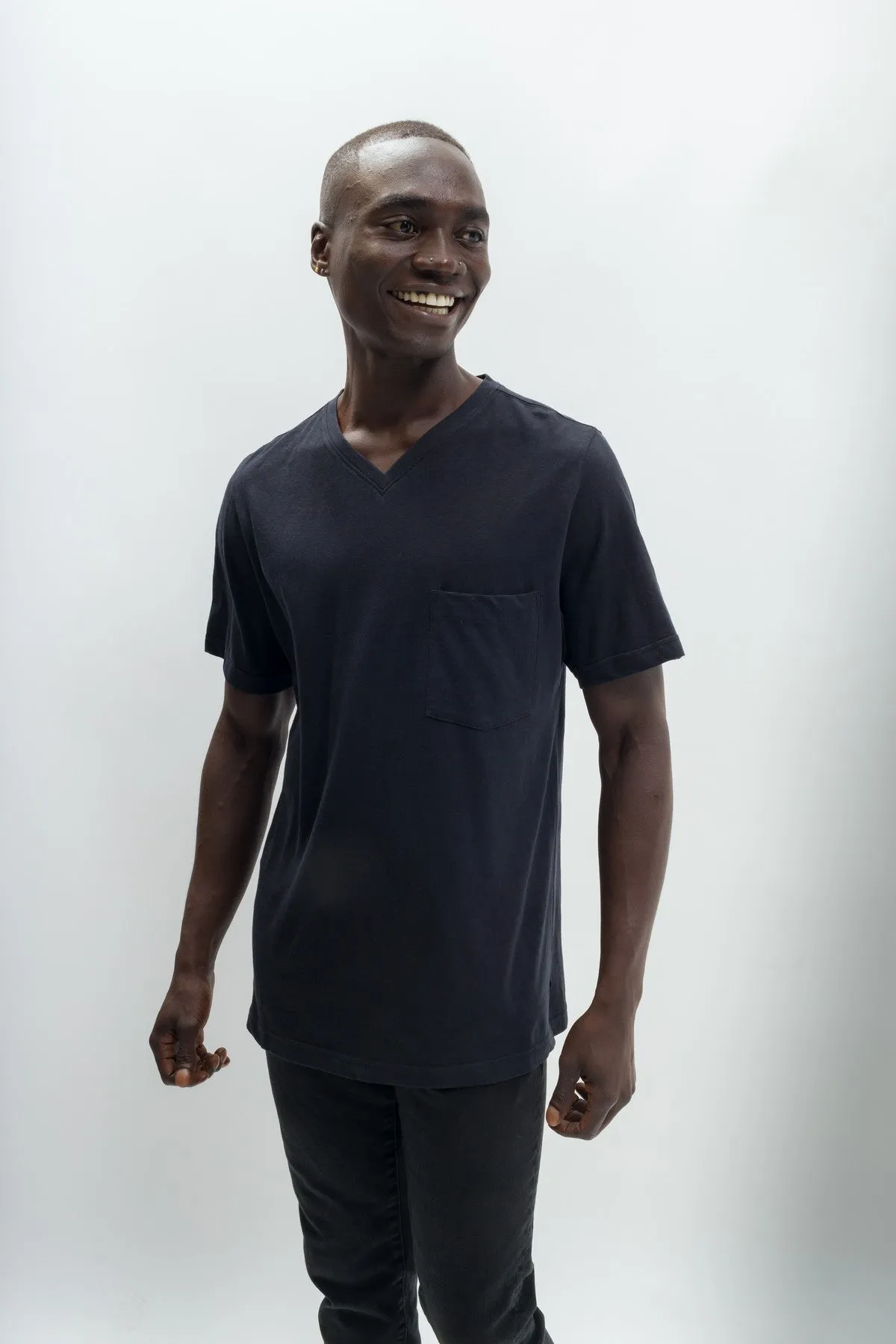 Oliver | Men's Anti-Stain Cotton Linen Blend V-Neck Pocket T-Shirt