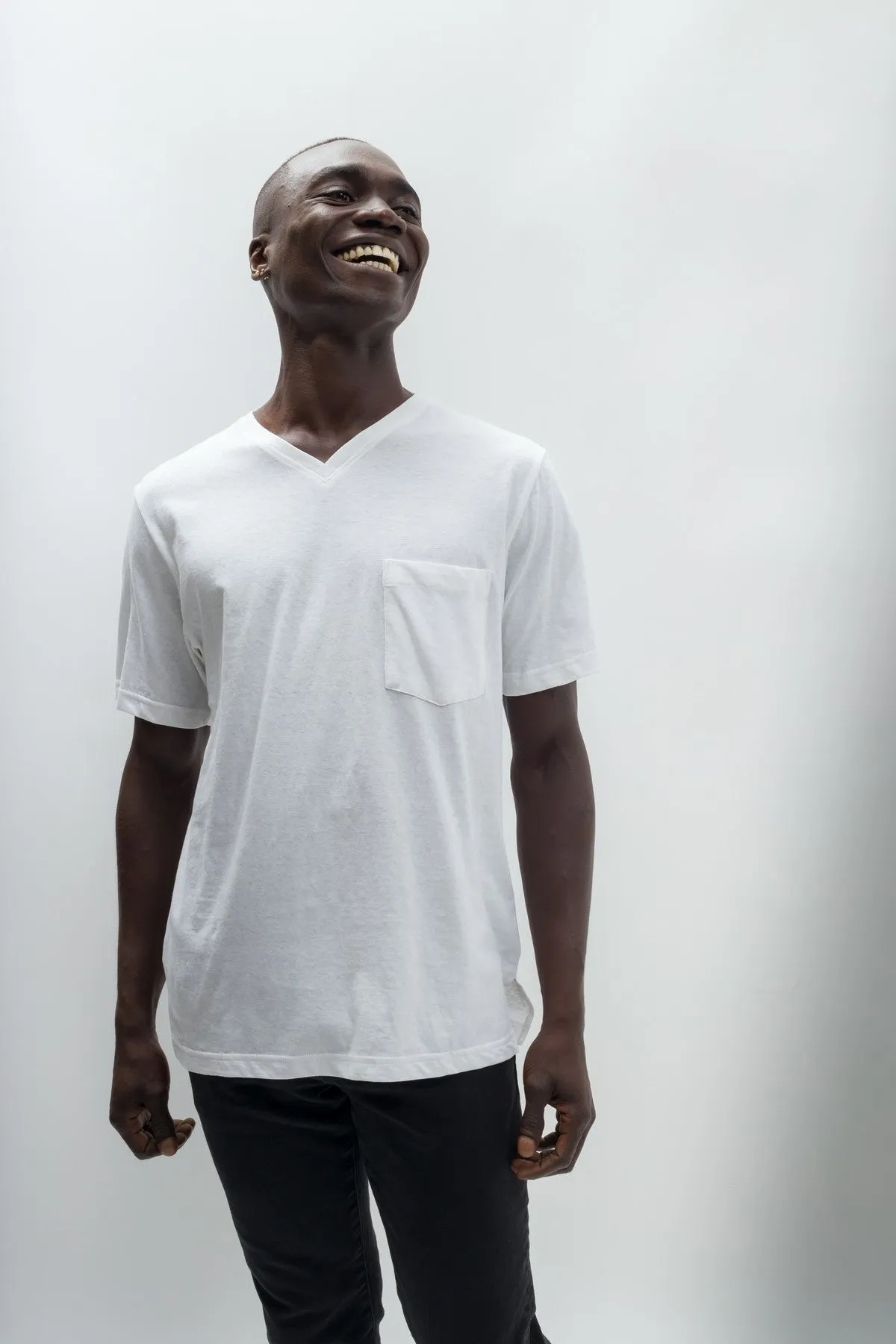 Oliver | Men's Anti-Stain Cotton Linen Blend V-Neck Pocket T-Shirt