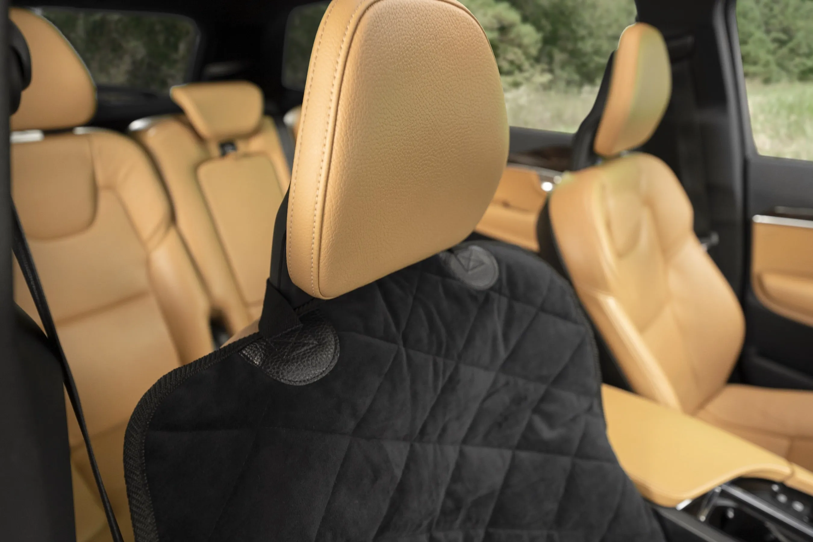 Plush Paws Products, Copilot Bucket Car Seat Protector with Diamond Stitching, Washable and Waterproof Front Seat Cover for Car, Truck, and SUV, Nonslip Dog Seat Cover