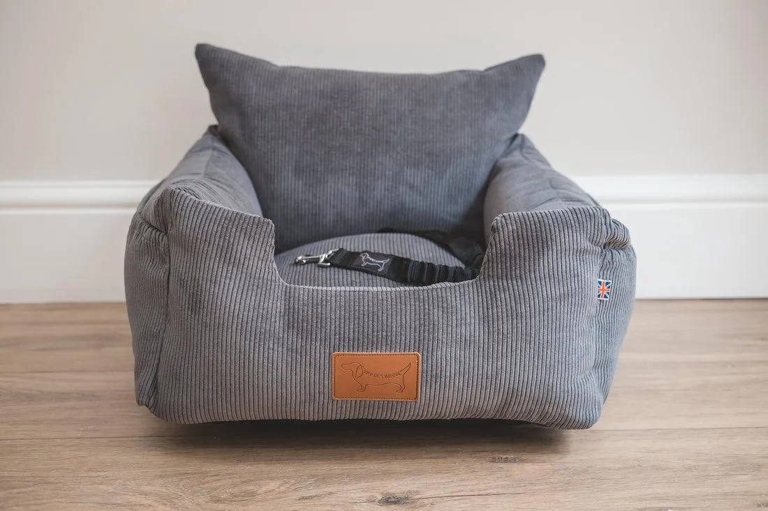 Where's Winnie Luxury Isofix Dog Car Seat | Gunmetal Grey